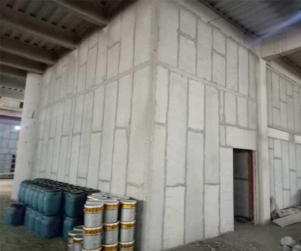華晟建材 專業承接德州聚苯顆粒隔墻板施工，打造高效綠色建筑空間